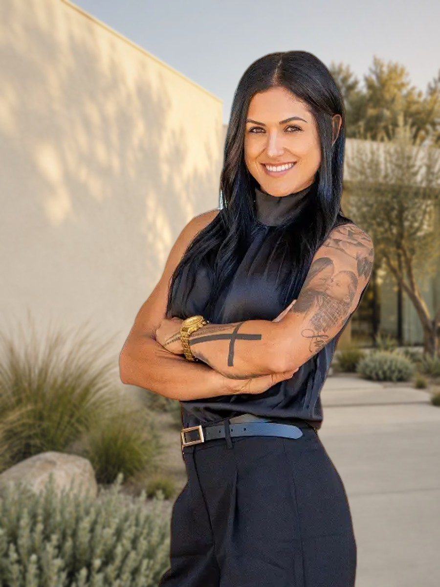 Sarah Valencia of Devey Realty Group